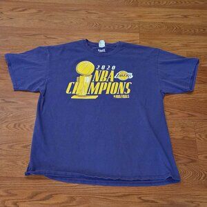 Los Angeles Lakers 2020 NBA Champions Graphic Purple Gold Shirt Men’s XL Trophy